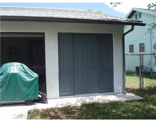 4910 Southeast Salvatori Road Stuart, FL 34997 - Photo 10 of 12 Gallery Image 10