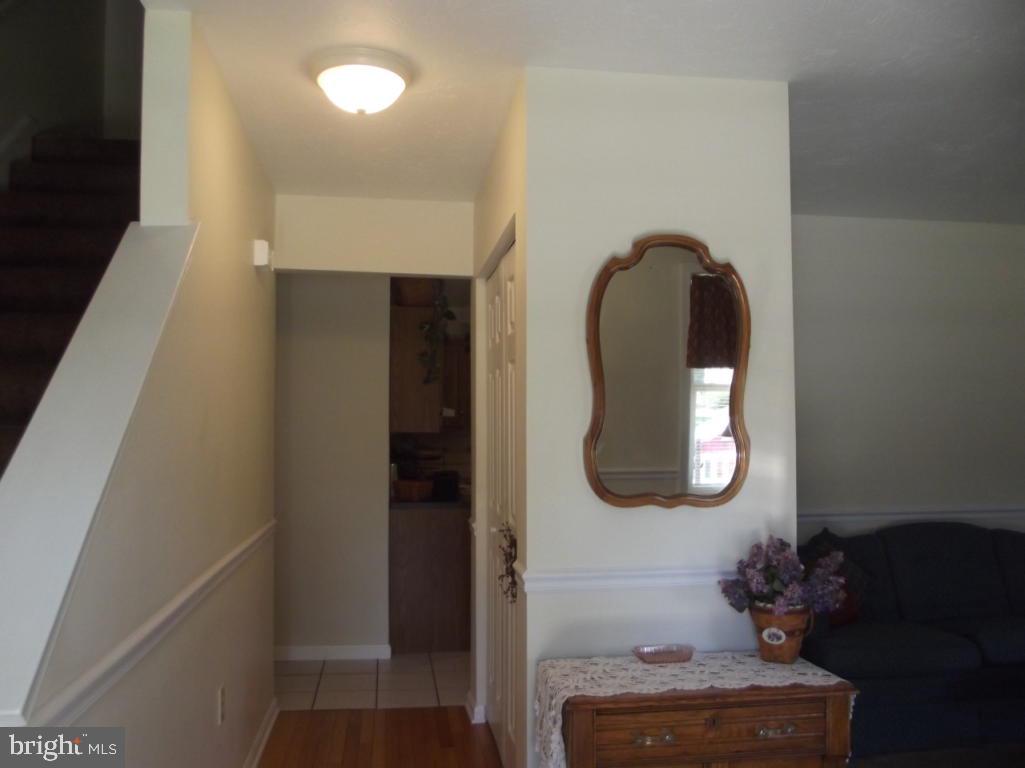 408 Hummingbird Drive Lititz, PA 17543 - Photo 3 of 10