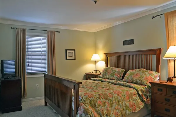 $6,000 | 5157 Sandy Beach Avenue, Sarasota, FL 34242