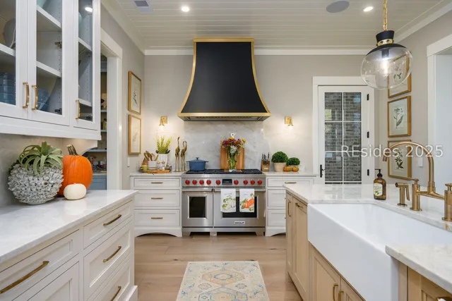 $5,195,000 | 11 Lyonia Street, Bluffton, SC 29910