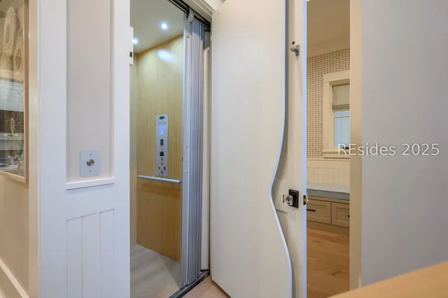 $5,195,000 | 11 Lyonia Street, Bluffton, SC 29910