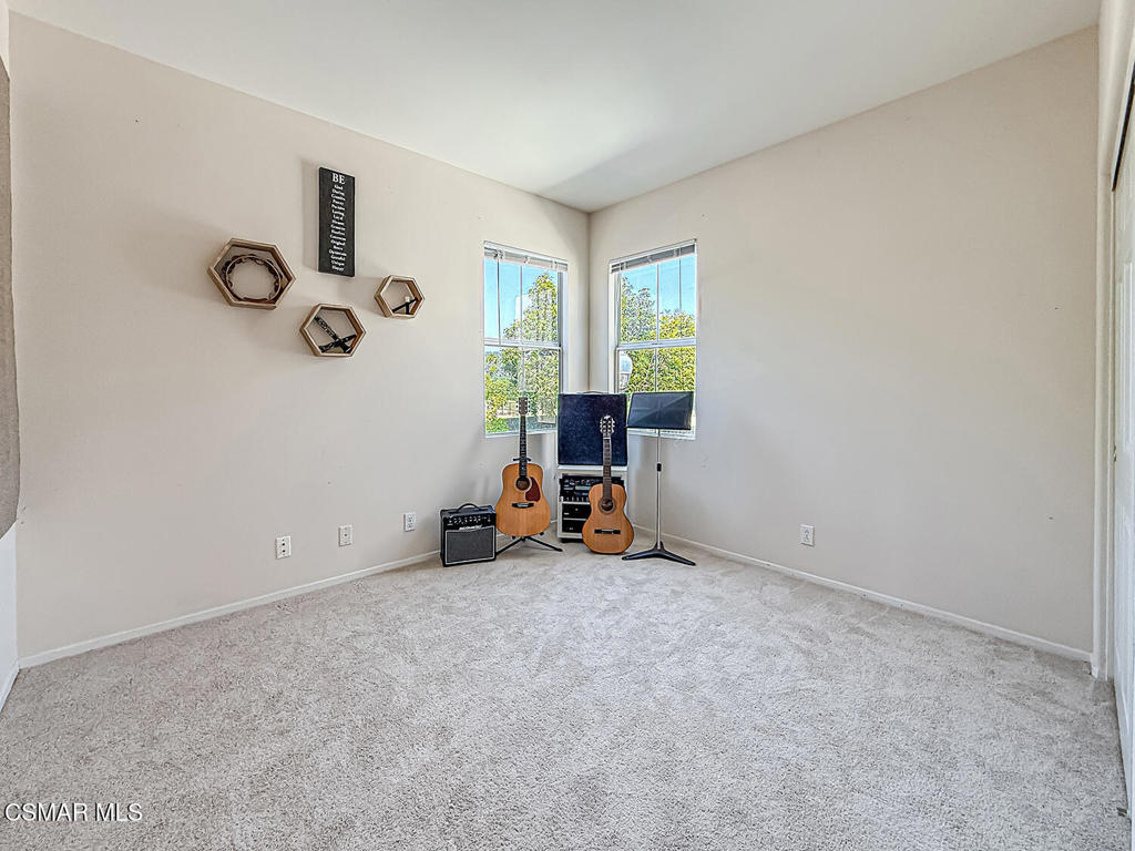 4030 Villamonte Court Camarillo, CA 93010 - Photo 20 of 42 an empty room with a window