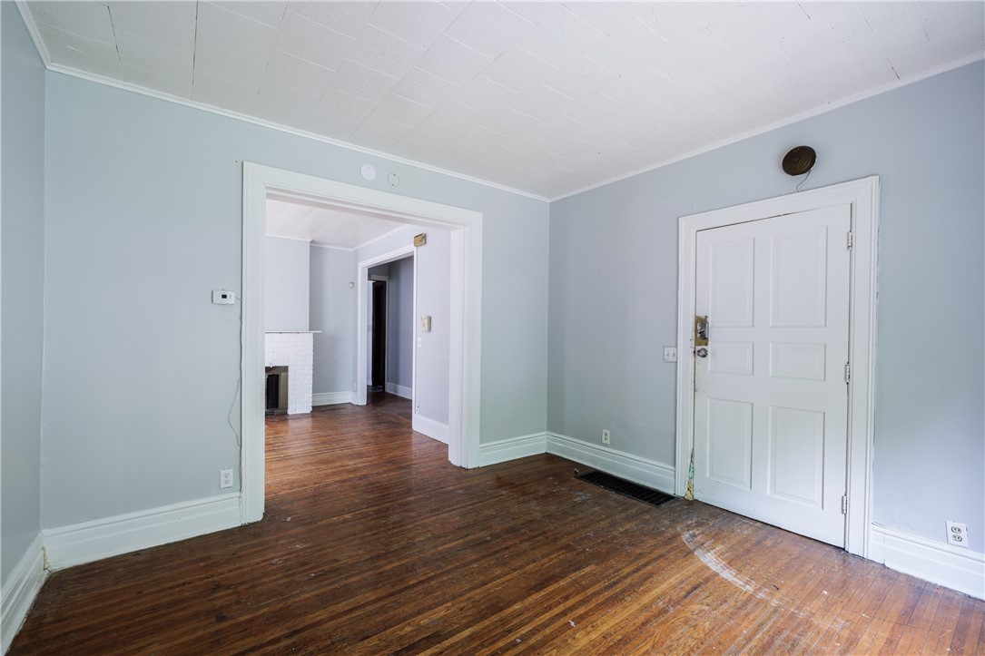 208 Kenwood Avenue Rochester, NY 14611 - Photo 12 of 23