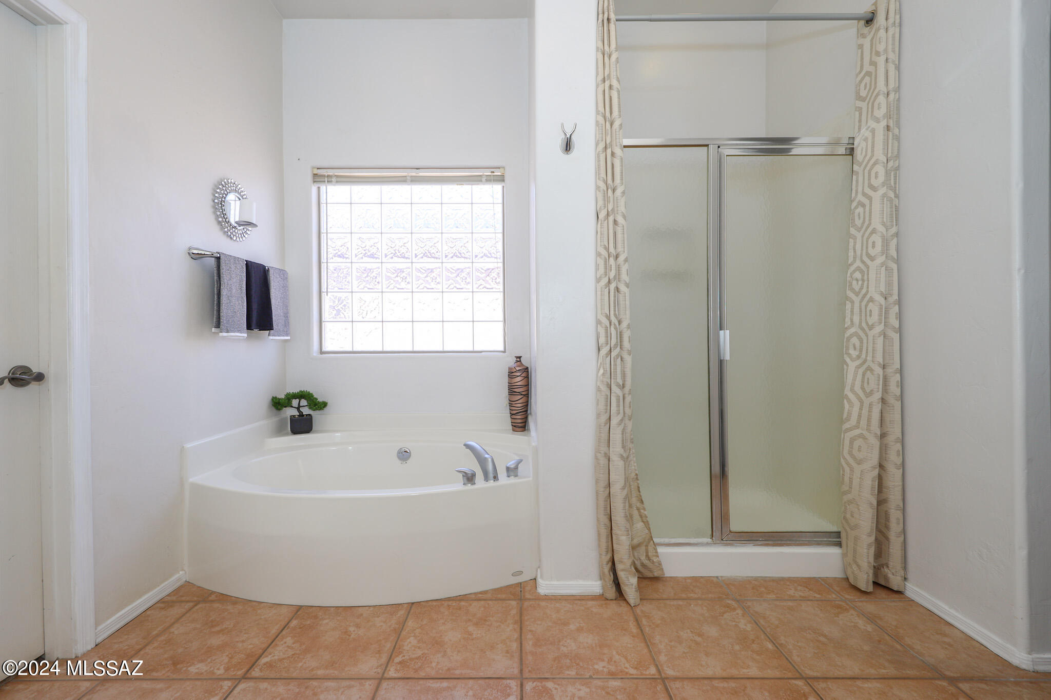 7856 North Rondure Loop Tucson, AZ 85743 - Photo 29 of 42