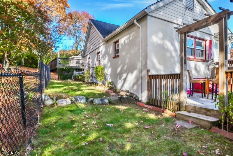 57 Terrace Avenue Butler, NJ 07405 - Photo 10 of 20 Gallery Image 10