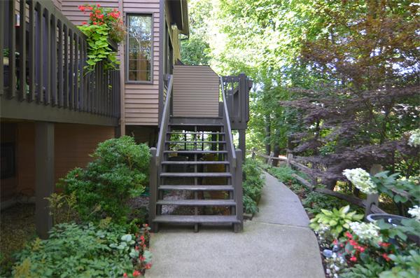 255 North Road, Unit 10 Chelmsford, MA 01824 - Photo 1 of 23