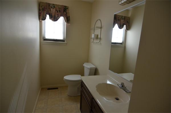 255 North Road, Unit 10 Chelmsford, MA 01824 - Photo 14 of 23
