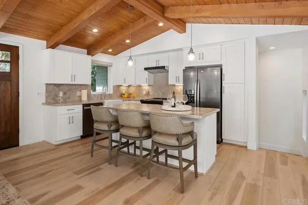 $8,450,000 | 555 Amphitheatre Drive, Del Mar, CA 92014