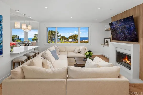 $8,450,000 | 555 Amphitheatre Drive, Del Mar, CA 92014