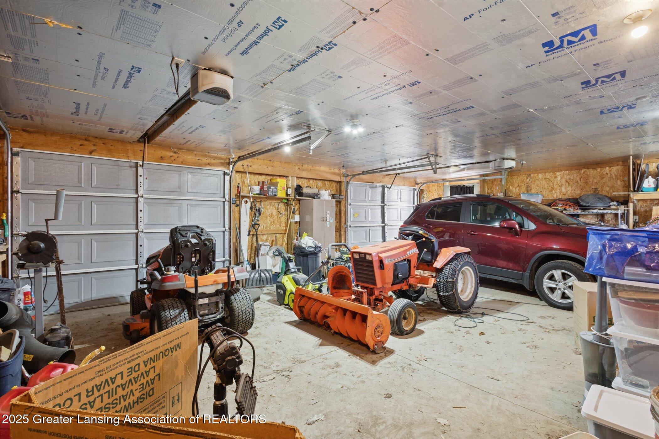 1325 South Watson Road St. Johns, MI 48879 - Photo 39 of 65 Garage