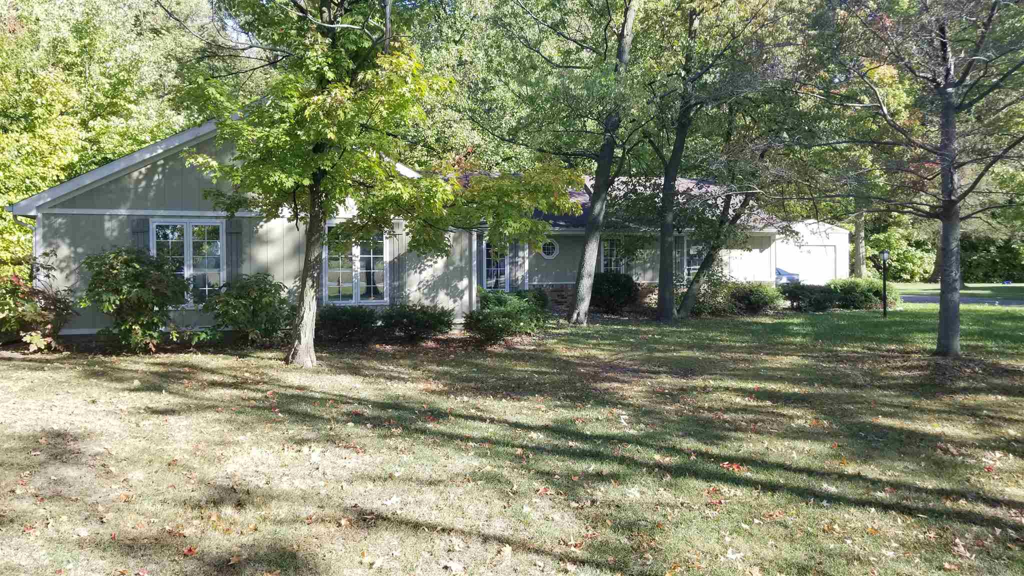 7716 Wheelock Road Fort Wayne, IN 46835 - Photo 2 of 29