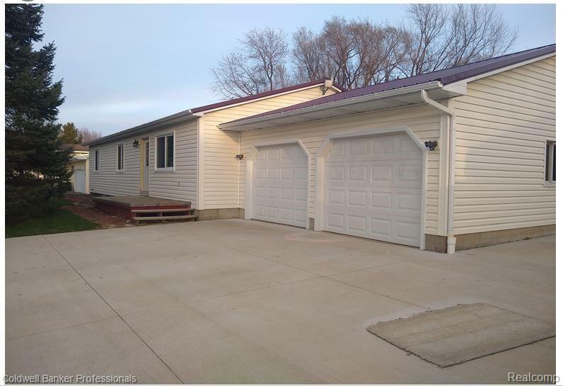 1926 North Branch Road North Branch, MI 48461 - Photo 1 of 27 Attached Garage.JPG