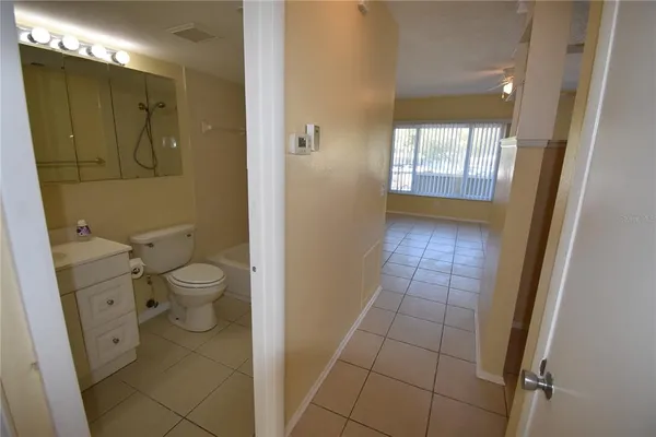 $1,400 | 2391 Sumatran Way, Unit 53, Clearwater, FL 33763