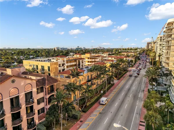 $2,300 | 8888 Collins Avenue, Unit 103, Surfside, FL 33154