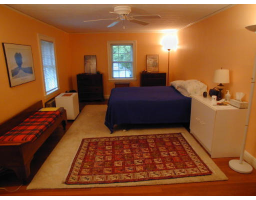 19 Fayette Street Arlington, MA 02476 - Photo 4 of 6 Gallery Image 4