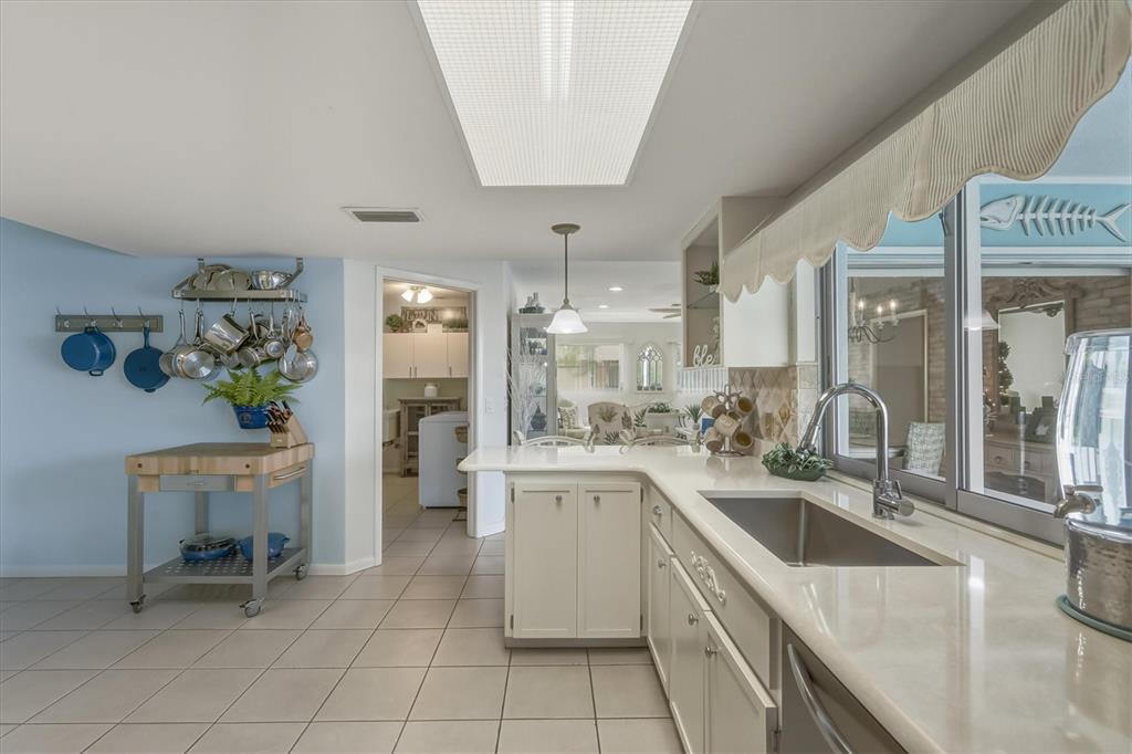12577 Southwest Kings Row Lake Suzy, FL 34269 - Photo 21 of 56