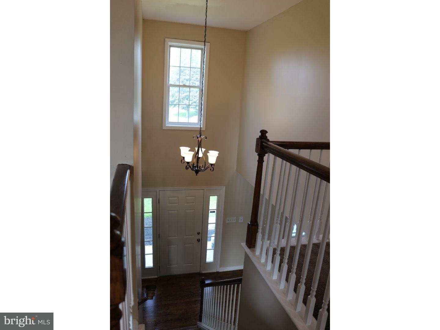200 New Furnace Road Nottingham, PA 19362 - Photo 3 of 12 Foyer