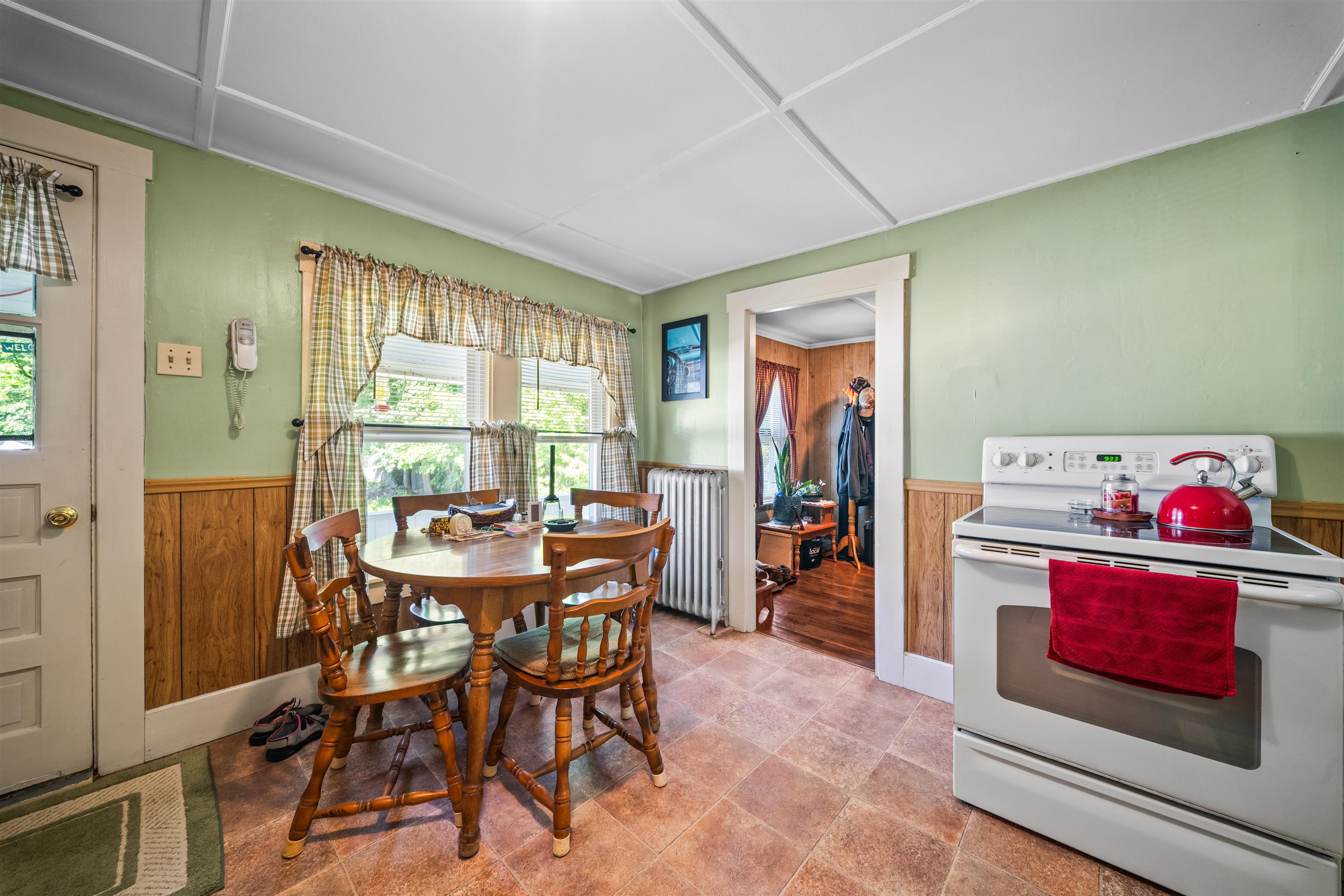 18 Morton Avenue Rochester, NH 03867 - Photo 18 of 32