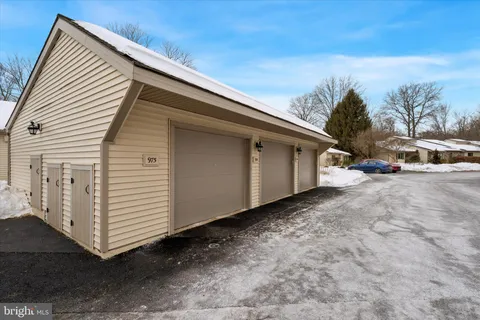 $599,000 | 975 Kennett Way, Unit 975, West Chester, PA 19380