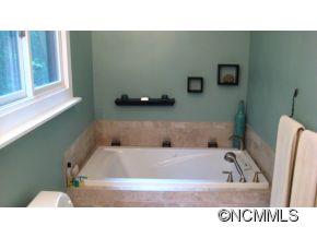 56 Mountain View Ridge Fairview, NC 28730 - Photo 17 of 19 Gallery Image 17