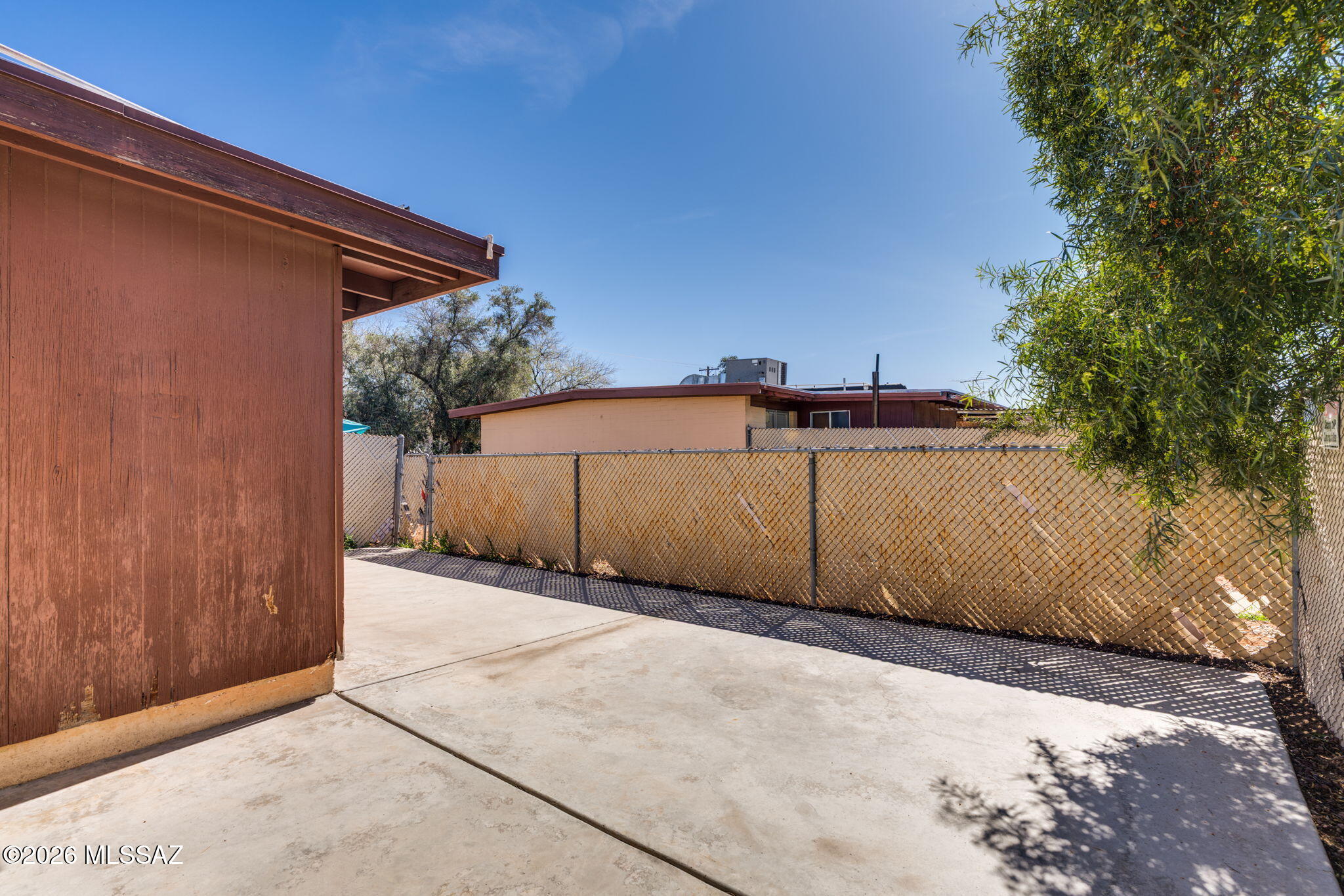 1453 West Roger Road Tucson, AZ 85705 - Photo 34 of 36 SIDE YARD