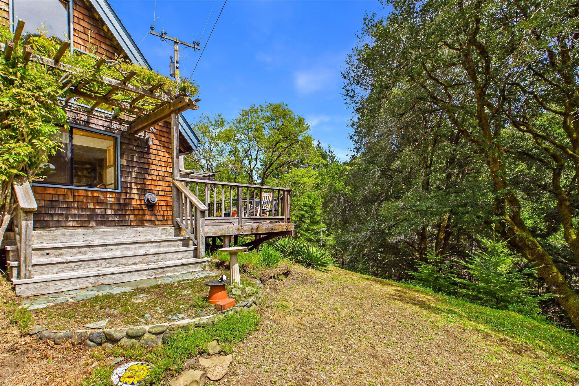 303 Hungry Gulch Road Whitethorn, CA 95589 - Photo 20 of 58