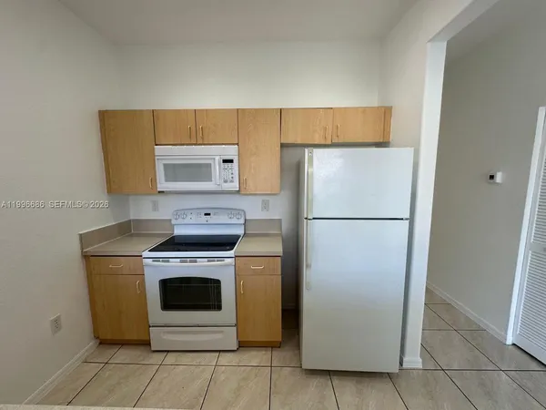 $2,500 | 10985 Southwest 239th Terrace, Homestead, FL 33032