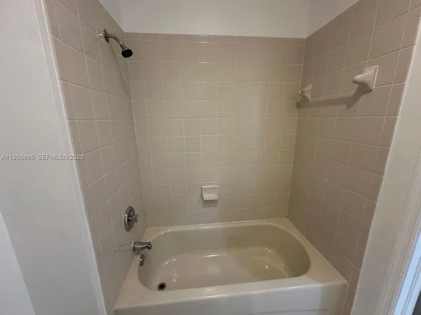 $2,500 | 10985 Southwest 239th Terrace, Homestead, FL 33032