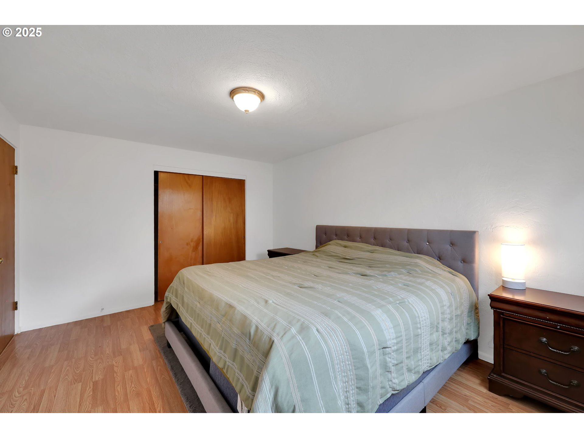 687 Division Avenue Eugene, OR 97404 - Photo 13 of 33