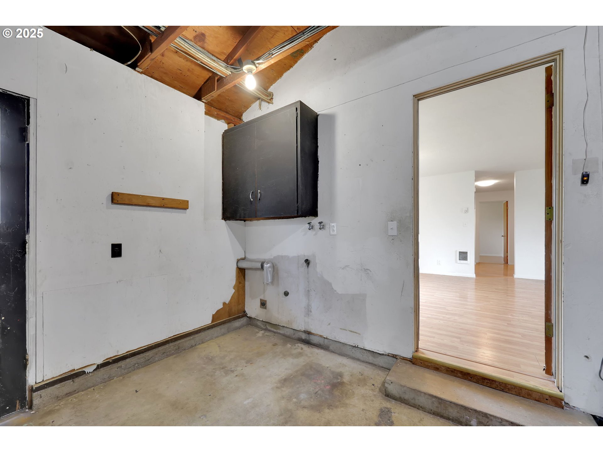 687 Division Avenue Eugene, OR 97404 - Photo 18 of 33