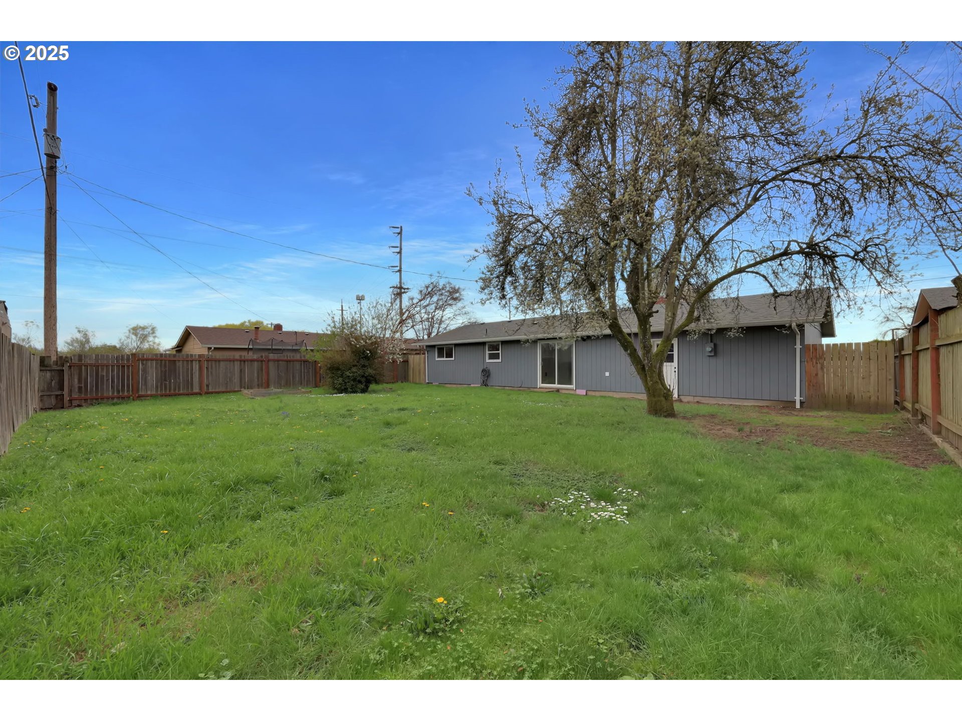 687 Division Avenue Eugene, OR 97404 - Photo 22 of 33