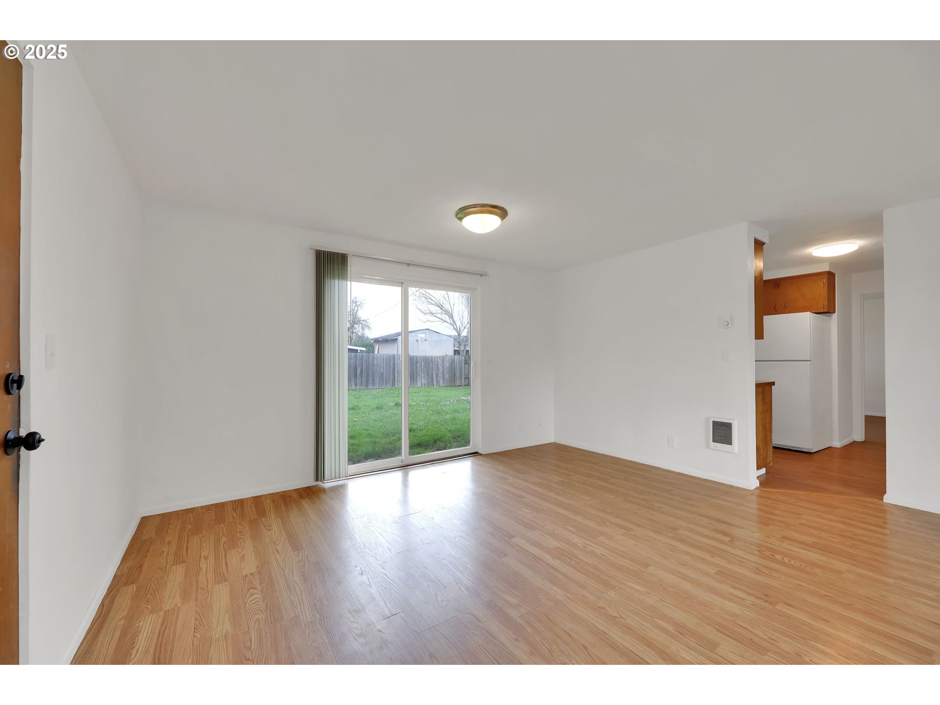 687 Division Avenue Eugene, OR 97404 - Photo 30 of 33