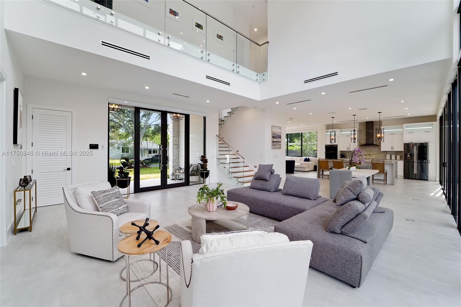 4321 Southwest 11th Street Miami, FL 33134 - Photo 1 of 43 Living Room