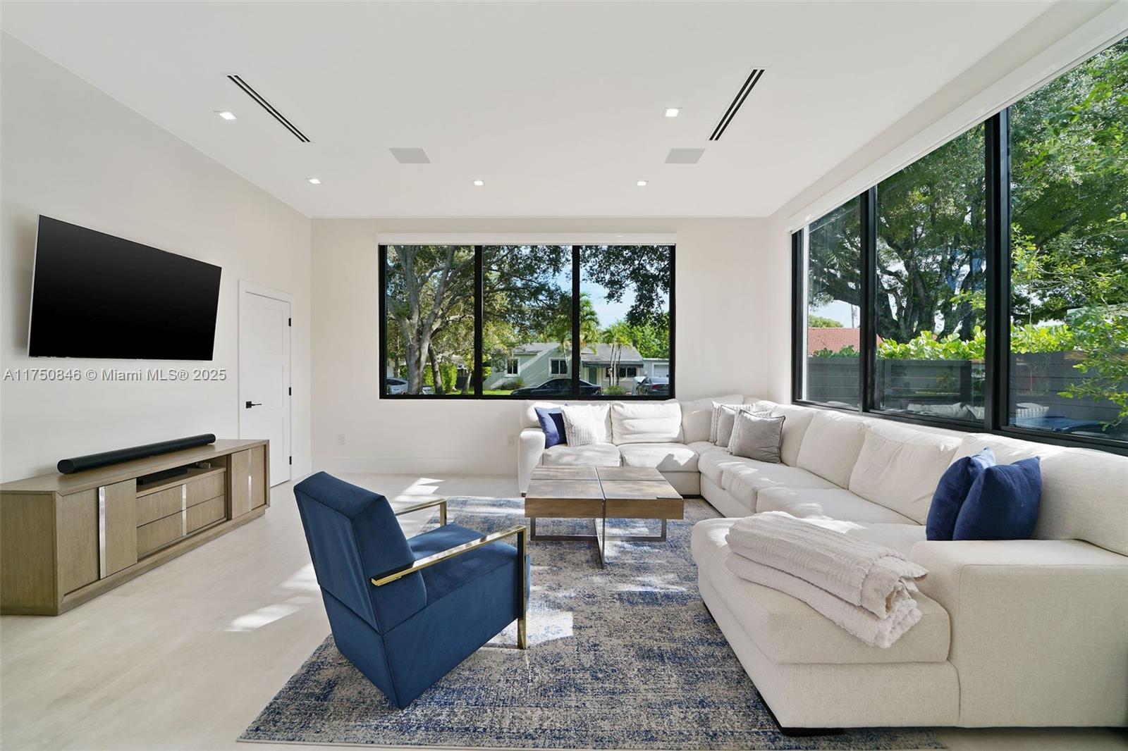 4321 Southwest 11th Street Miami, FL 33134 - Photo 31 of 43