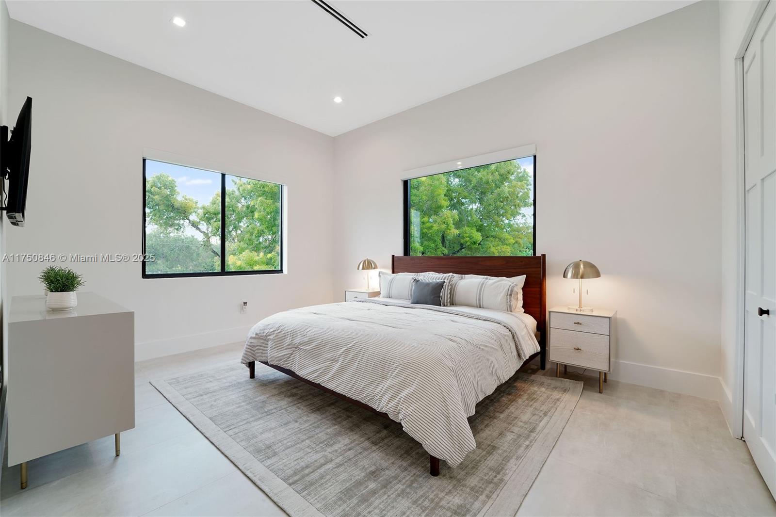 4321 Southwest 11th Street Miami, FL 33134 - Photo 10 of 43 Guest bedroom #2