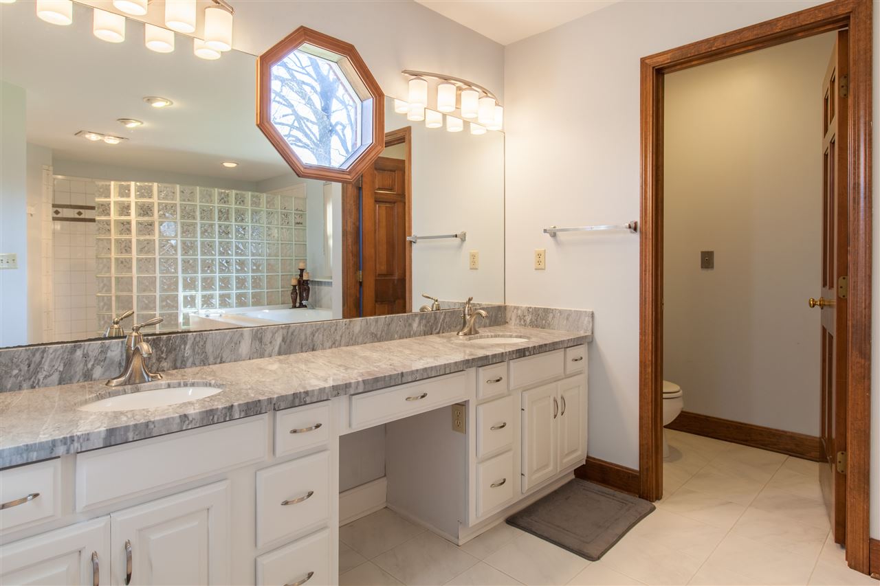 5700 Autumn Ridge Drive Newburgh, IN 47630 - Photo 14 of 36 Gallery Image 14