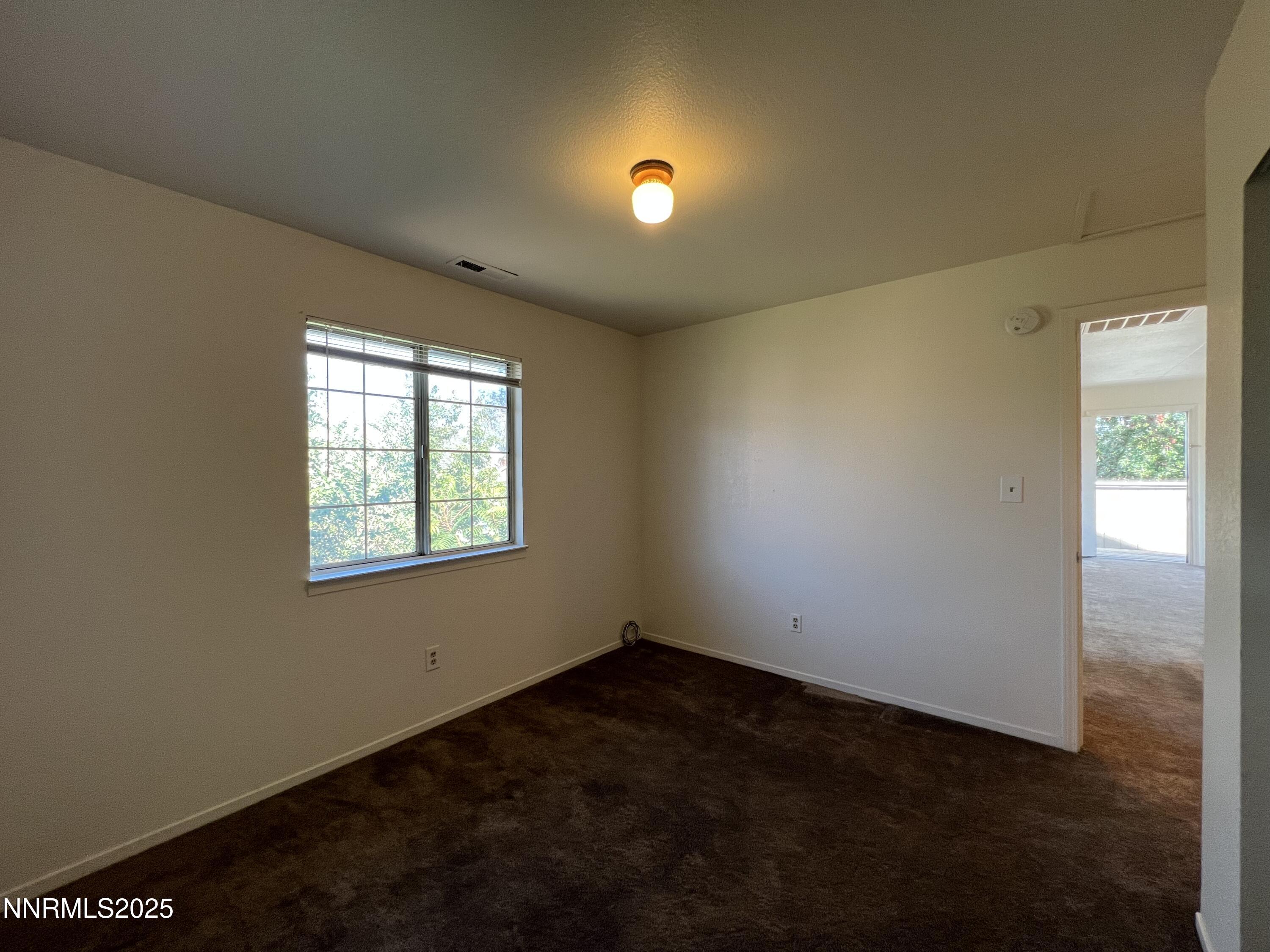 524 Cheney Street, Unit B Reno, NV 89502 - Photo 12 of 13 2023-10-19 13.47.08