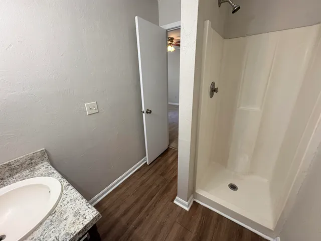 $1,095 | 1862 Sylvan Court, Tallahassee, FL 32303