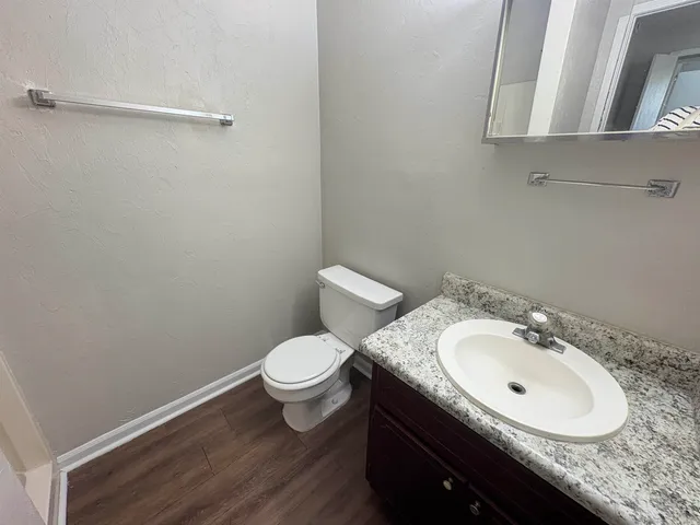 $1,095 | 1862 Sylvan Court, Tallahassee, FL 32303