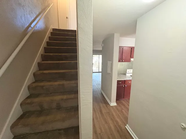 $1,095 | 1862 Sylvan Court, Tallahassee, FL 32303