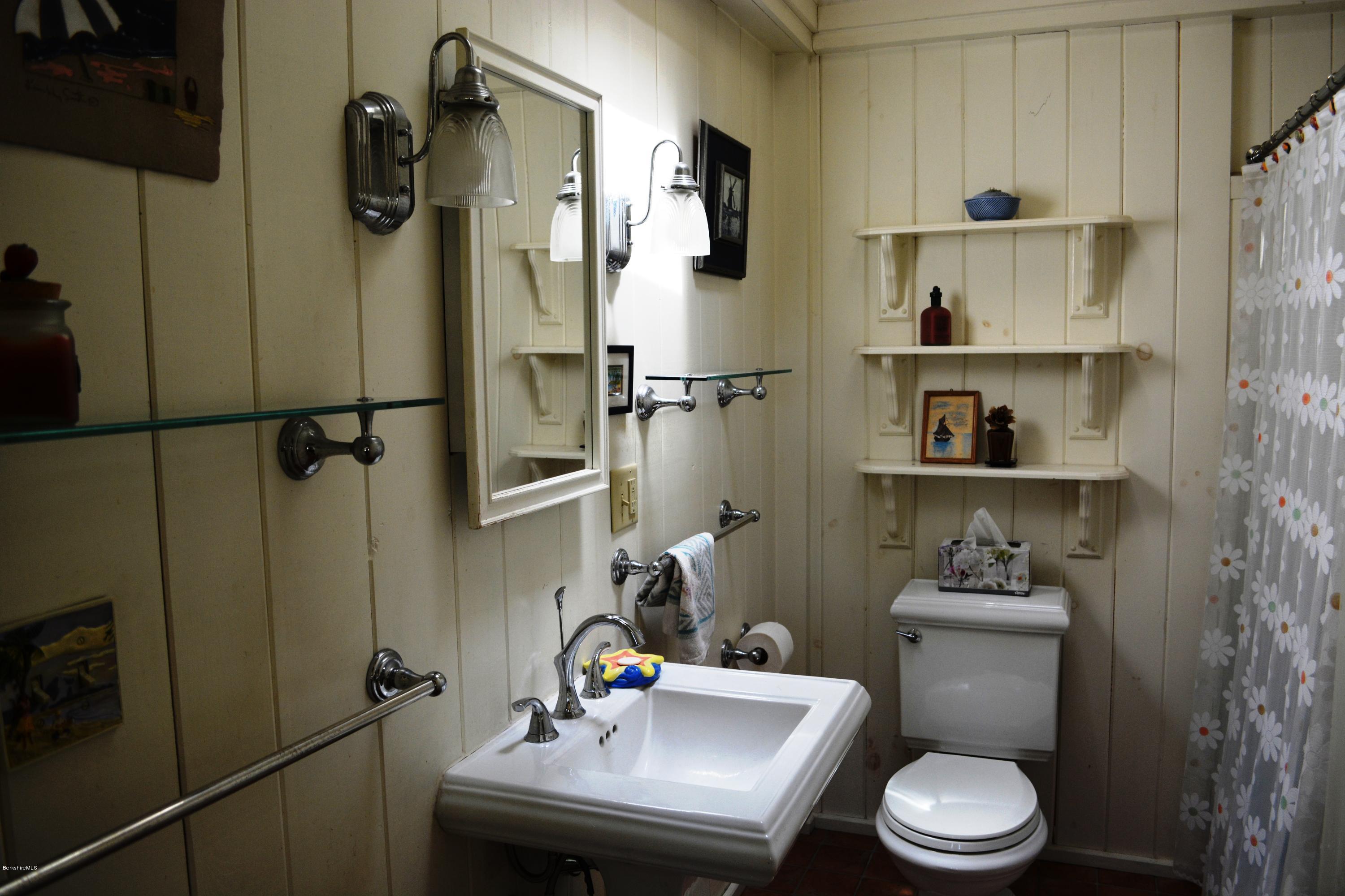 19 Laurel Banks Road Monterey, MA 01230 - Photo 19 of 27 Full Bath