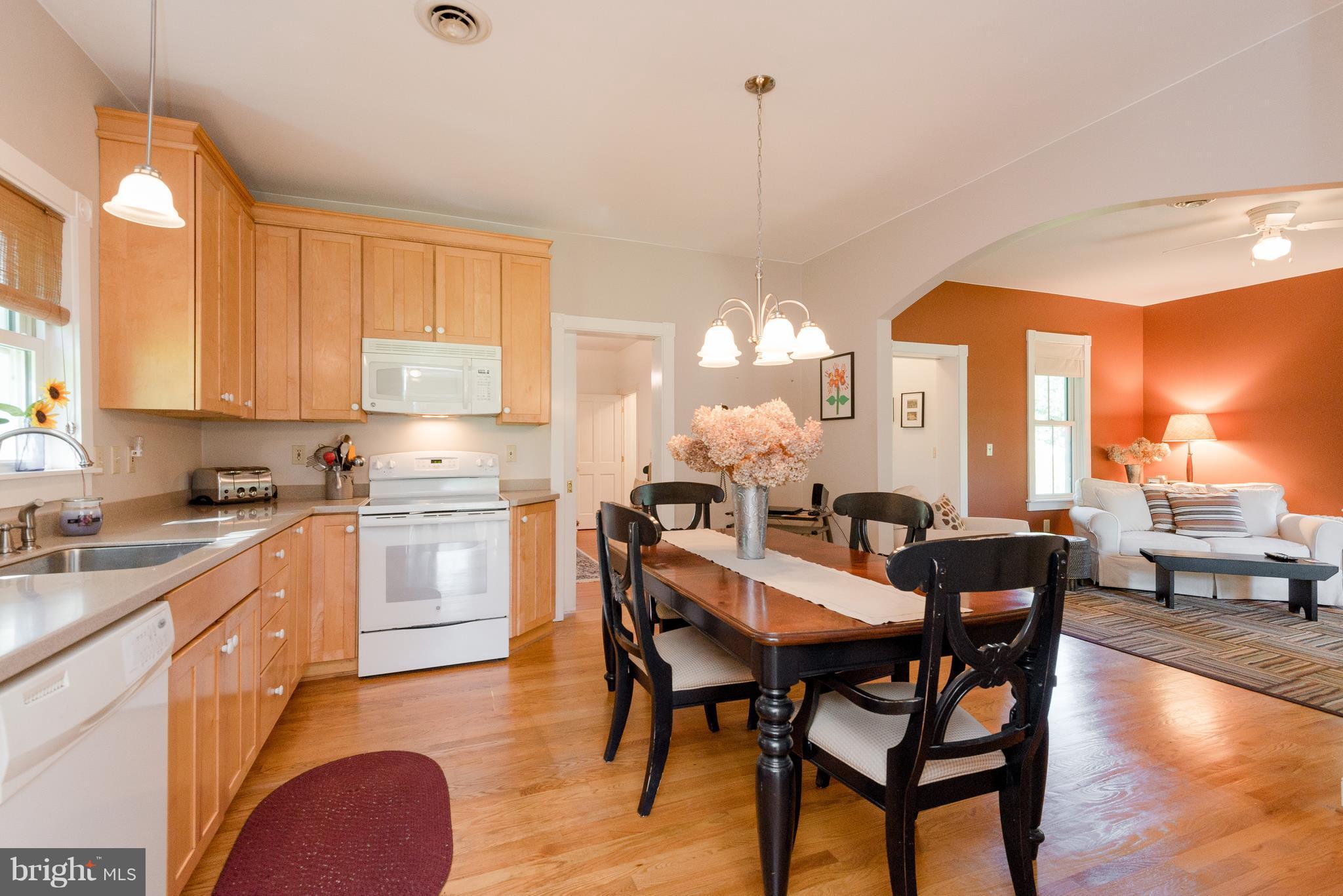840 Maple Road Gambrills, MD 21054 - Photo 6 of 30 Kitchen View 1