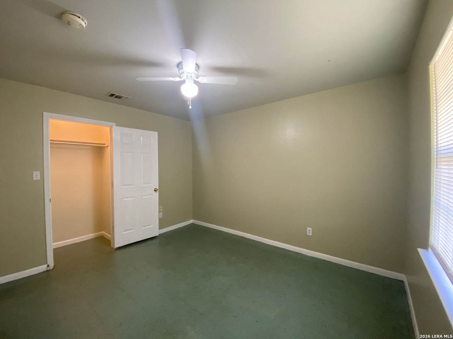 603 Commerce Street Jourdanton, TX 78026 - Photo 3 of 5