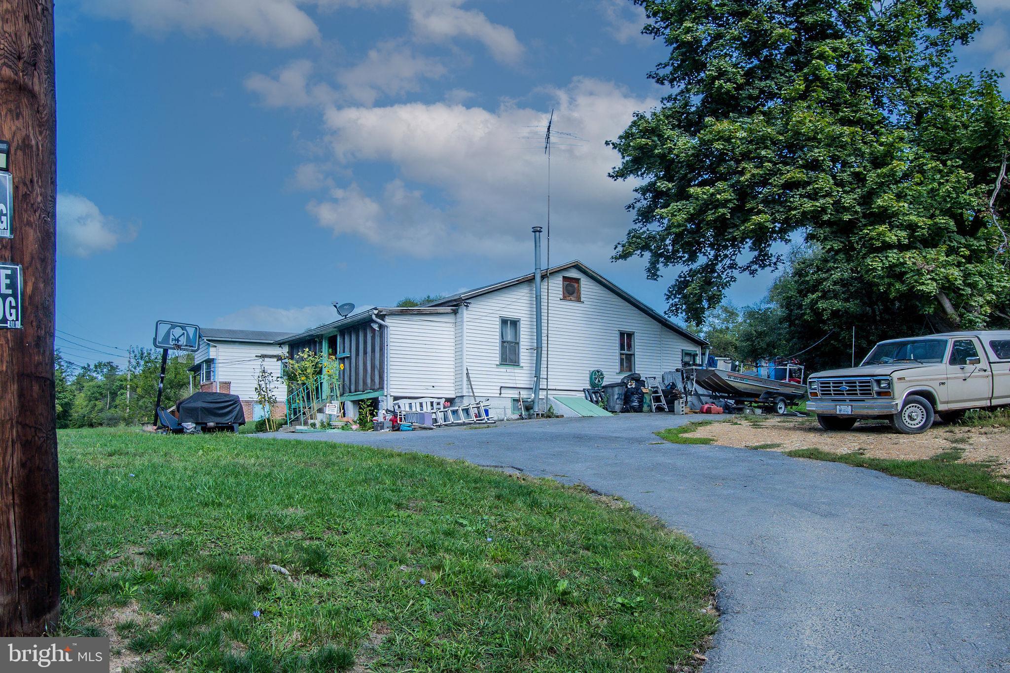 221-141 Golf Course Road Martinsburg, WV 25404 - Photo 3 of 6