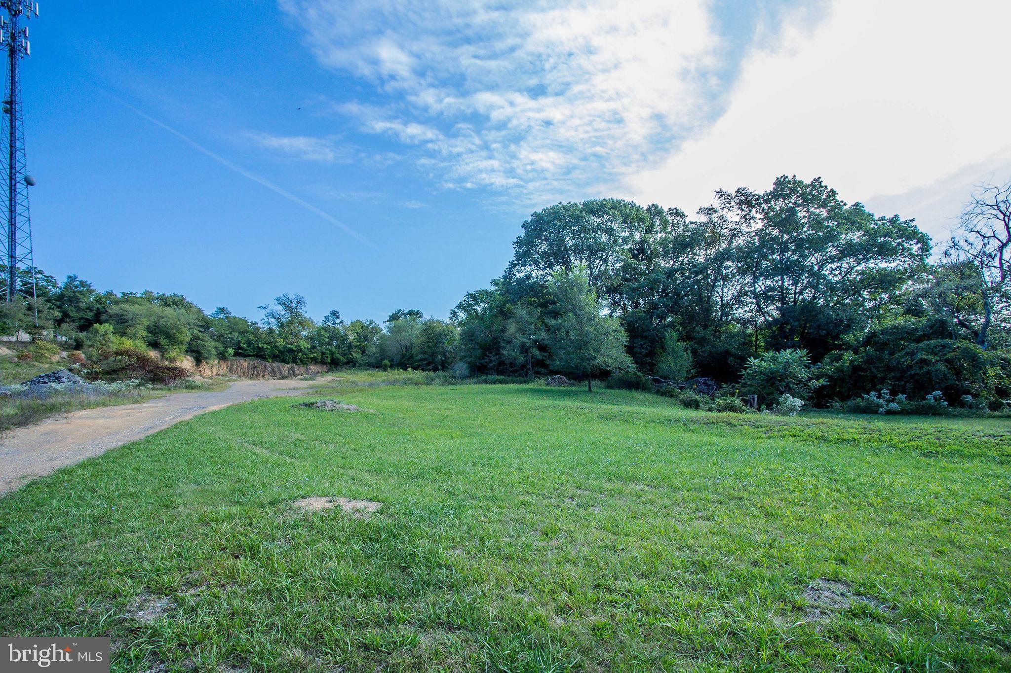 221-141 Golf Course Road Martinsburg, WV 25404 - Photo 4 of 6