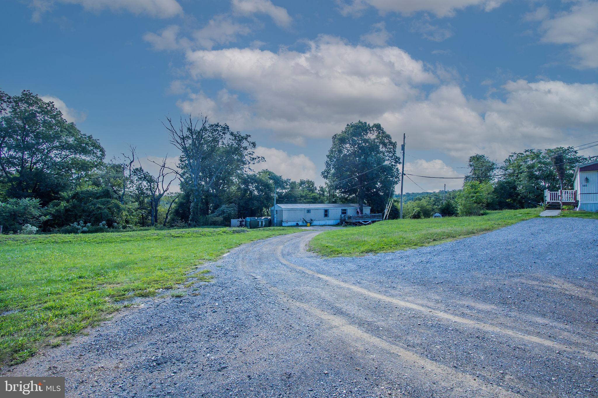 221-141 Golf Course Road Martinsburg, WV 25404 - Photo 5 of 6