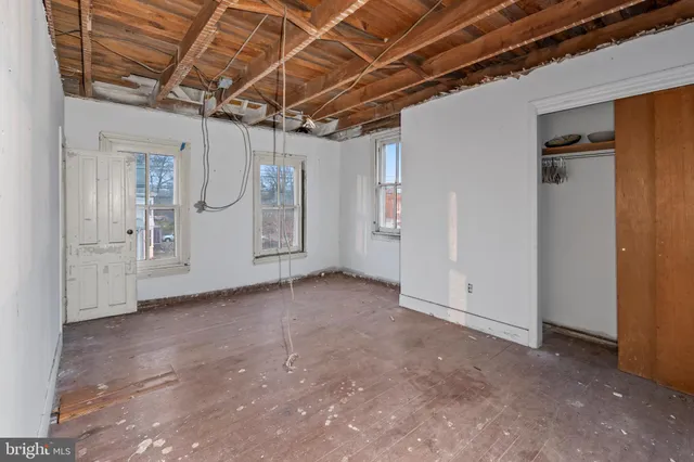 a view of empty room