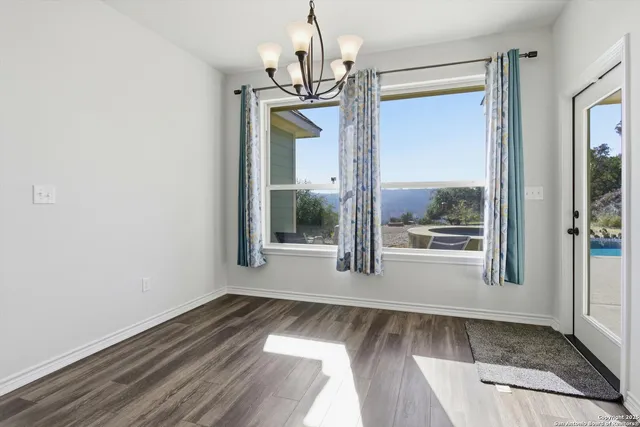 $635,000 | 189 Private Road 1732, Mico, TX 78056