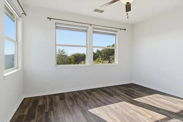 $635,000 | 189 Private Road 1732, Mico, TX 78056