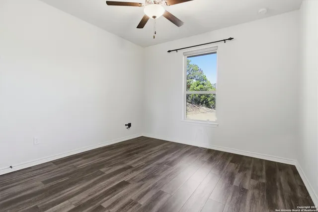 $635,000 | 189 Private Road 1732, Mico, TX 78056